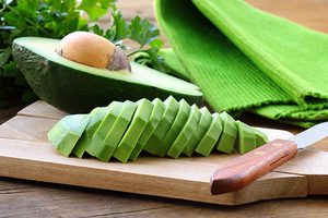 Начини за използване на плодове от авокадо в готвенето